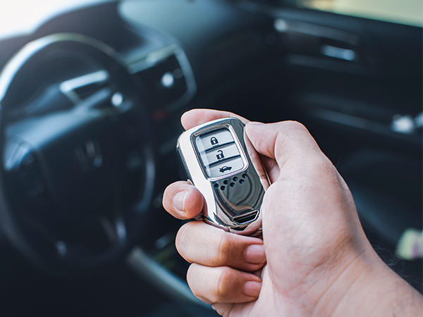 Lithium button cell battery for automotive car keys
